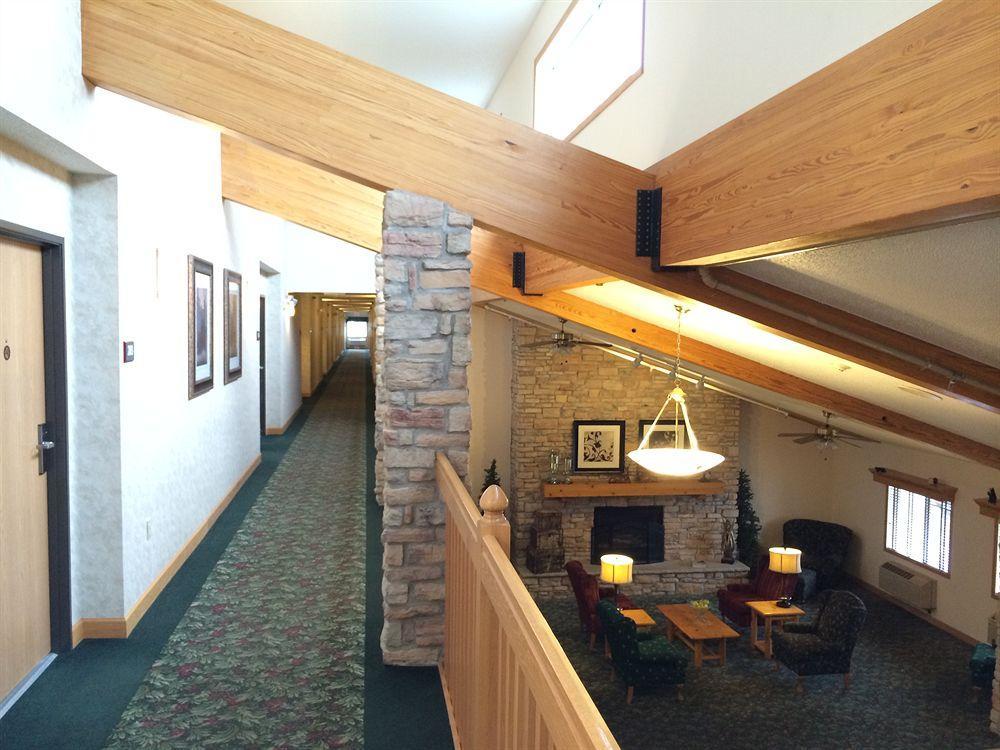 Americinn By Wyndham Northfield Bagian luar foto