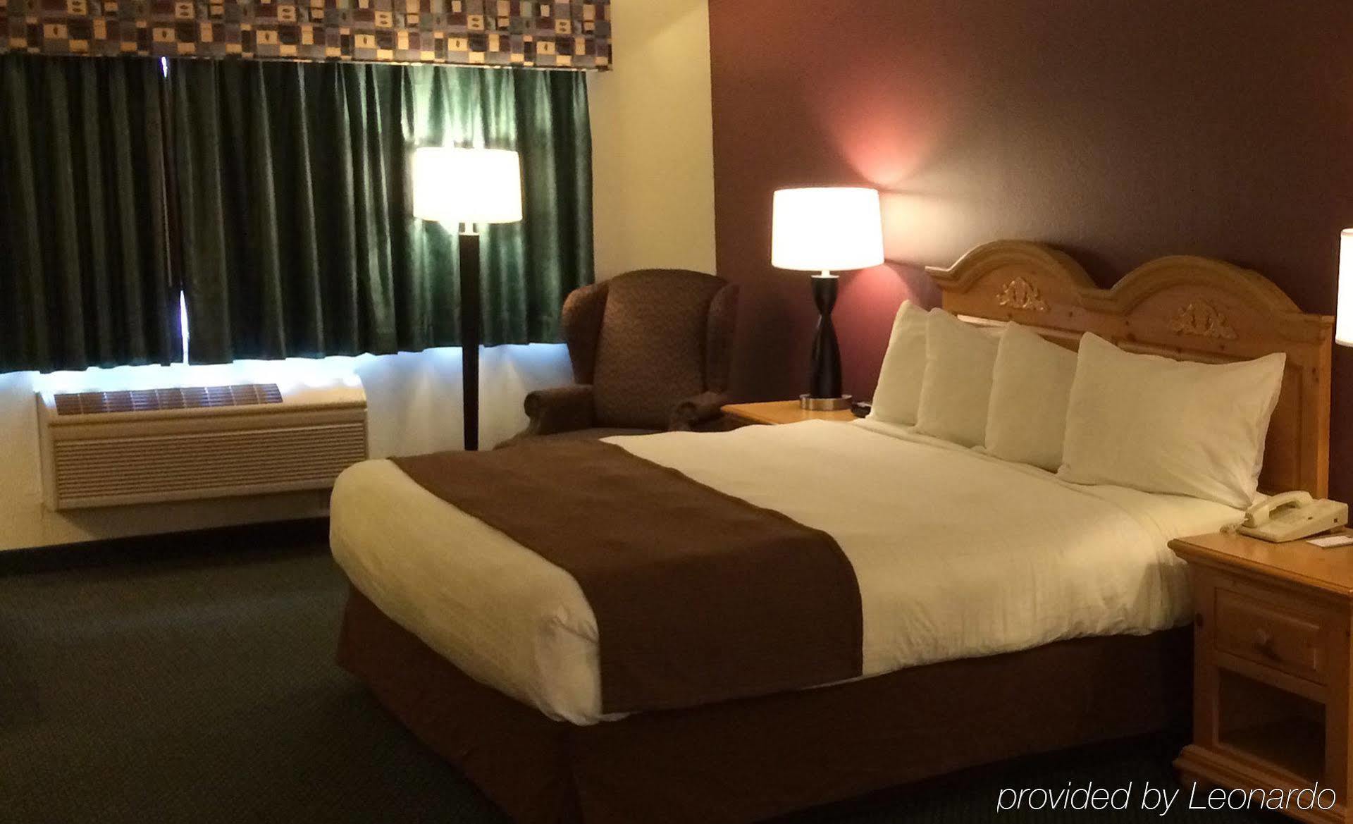 Americinn By Wyndham Northfield Bagian luar foto